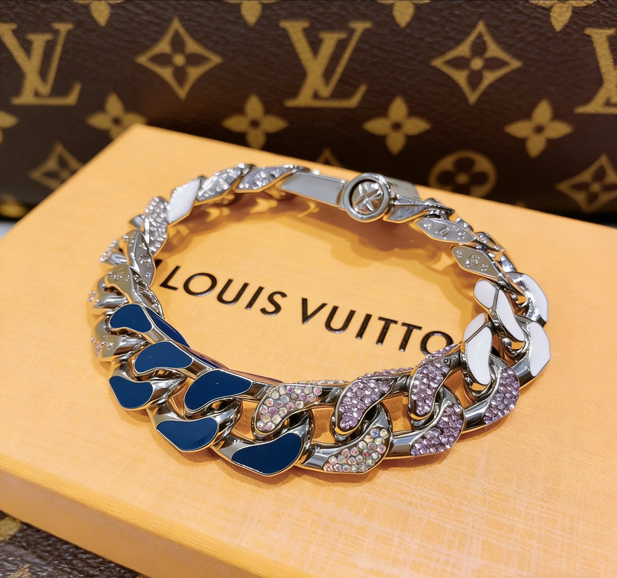 Martin Graham bracelet in polished metal-tone – main product view