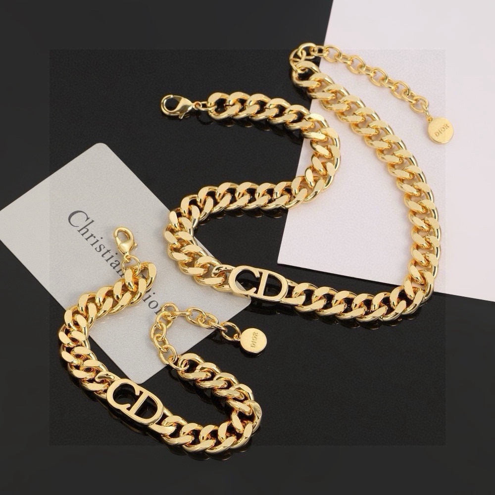 Martin Graham pendant necklace in polished metal-tone – main product view