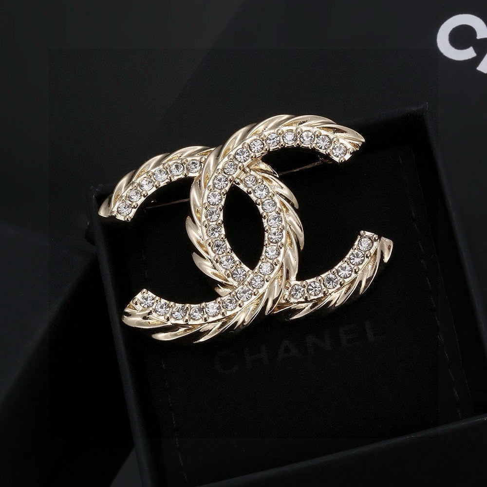 Martin Graham brooch in polished metal-tone – main product view