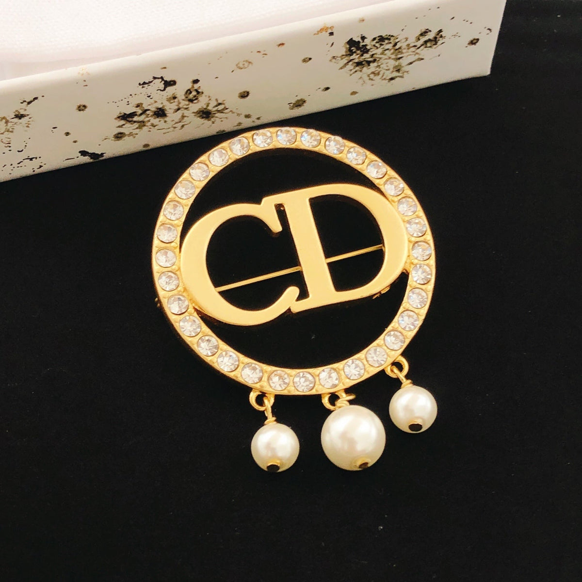 Martin Graham brooch in polished metal-tone – main product view