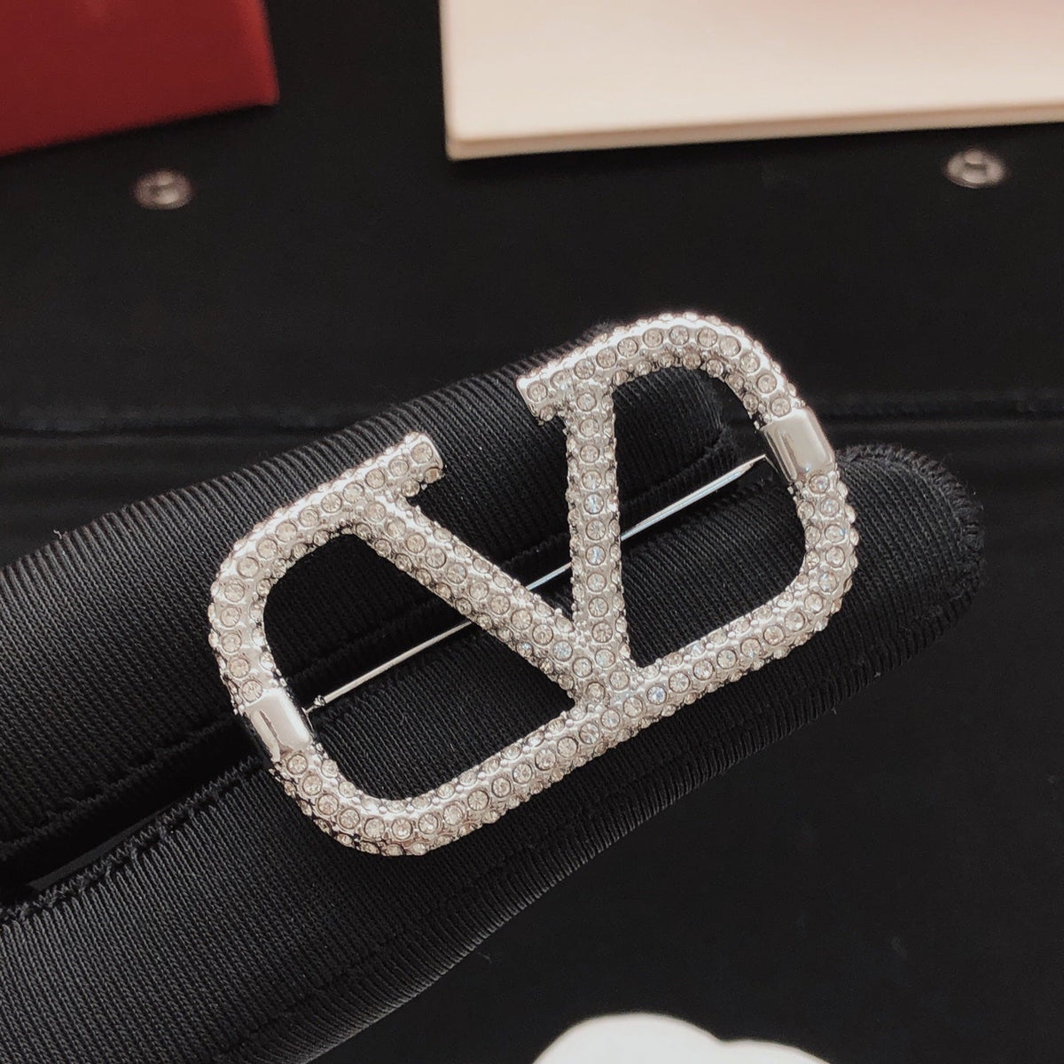Martin Graham brooch in polished metal-tone – main product view