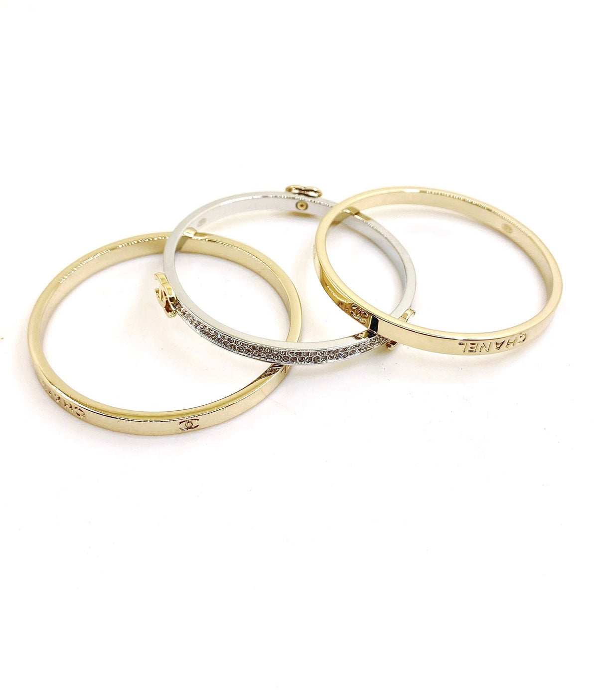 Martin Graham bangle in polished metal-tone – main product view