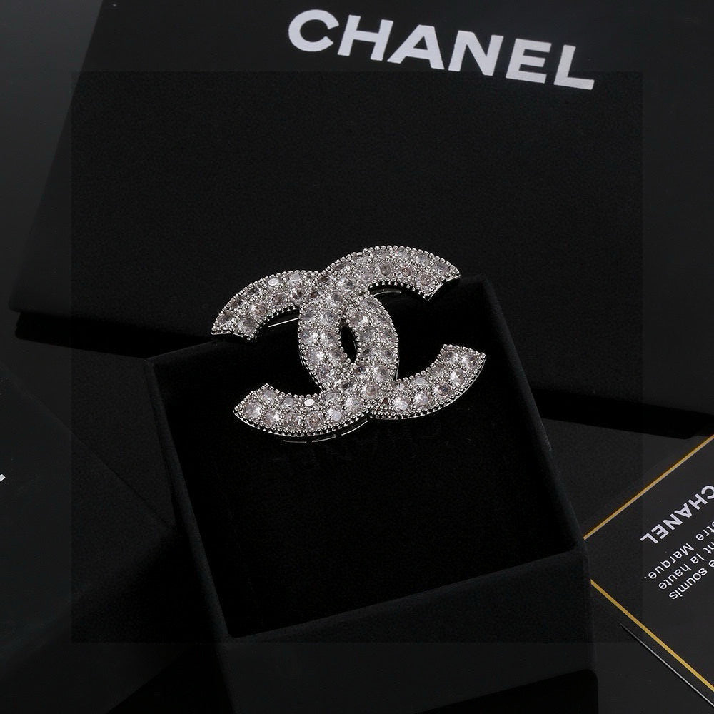 Martin Graham brooch in polished metal-tone – main product view