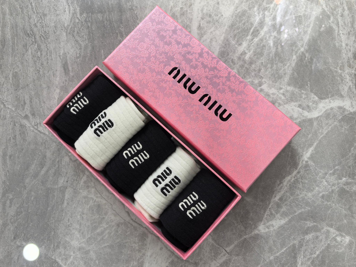 Miu Miu Cotton Simple Wordmark Crew Socks - 5-Pair Set