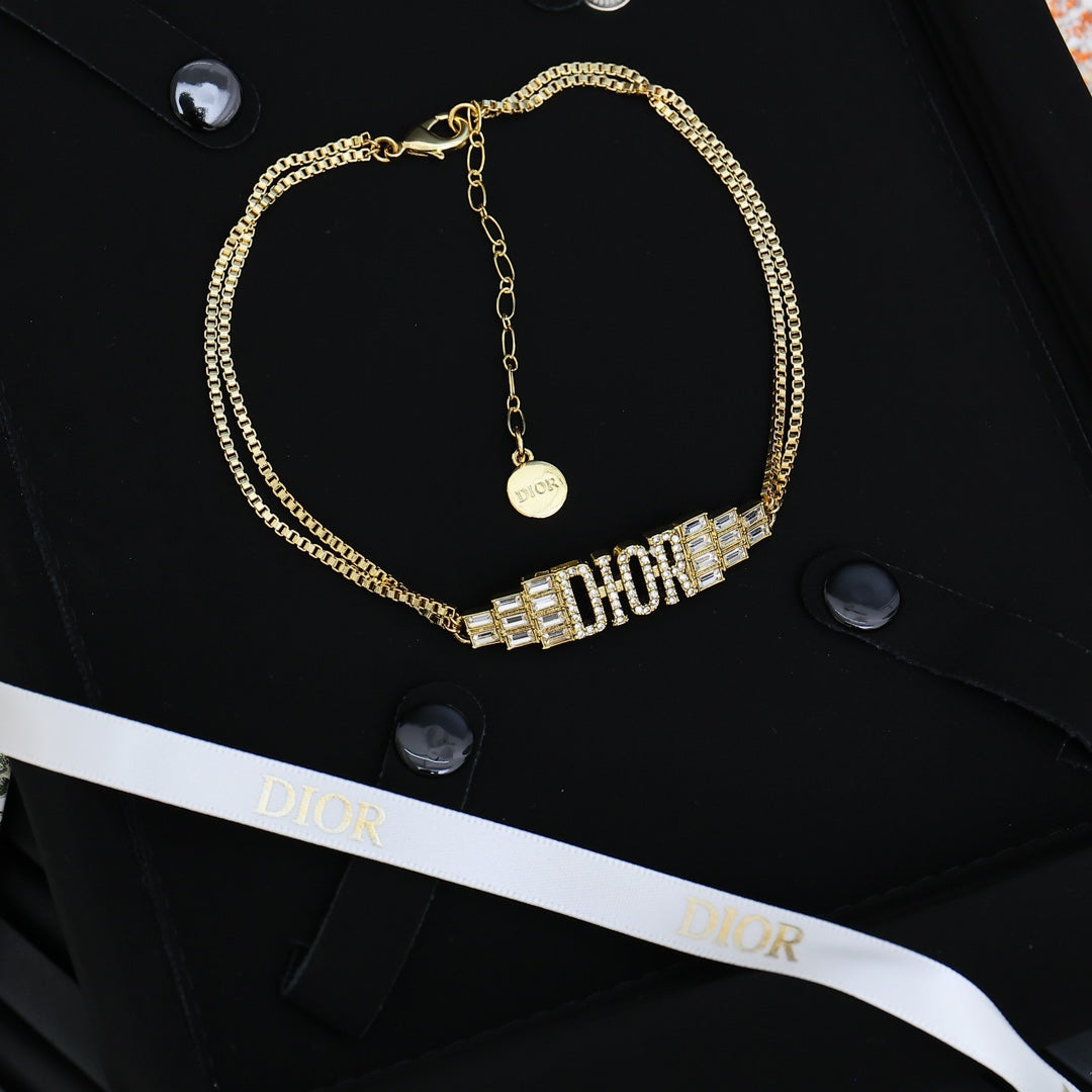 Martin Graham pendant necklace in polished metal-tone – main product view