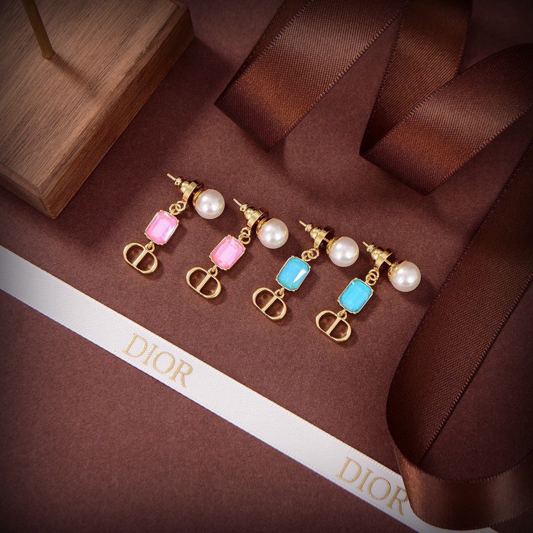 Martin Graham stud earrings in polished metal-tone – main product view
