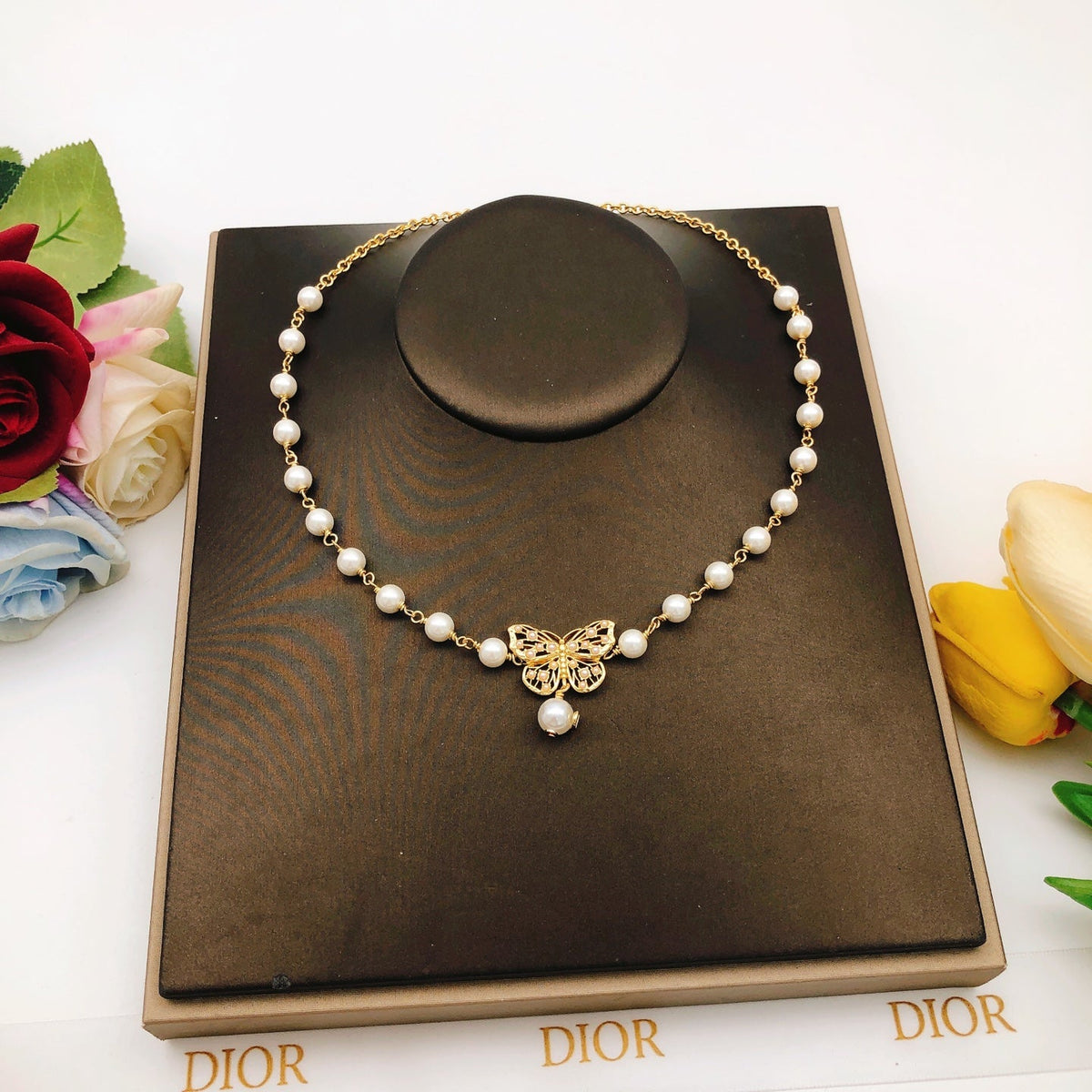 Martin Graham pendant necklace in polished metal-tone – main product view