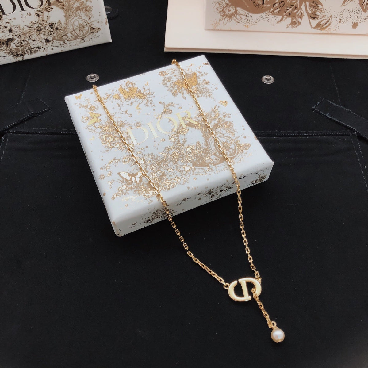 Martin Graham pendant necklace in polished metal-tone – main product view