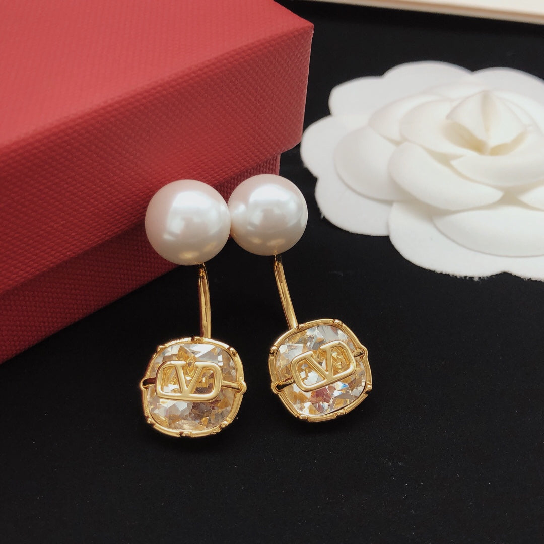 Martin Graham drop earrings in polished metal-tone – main product view