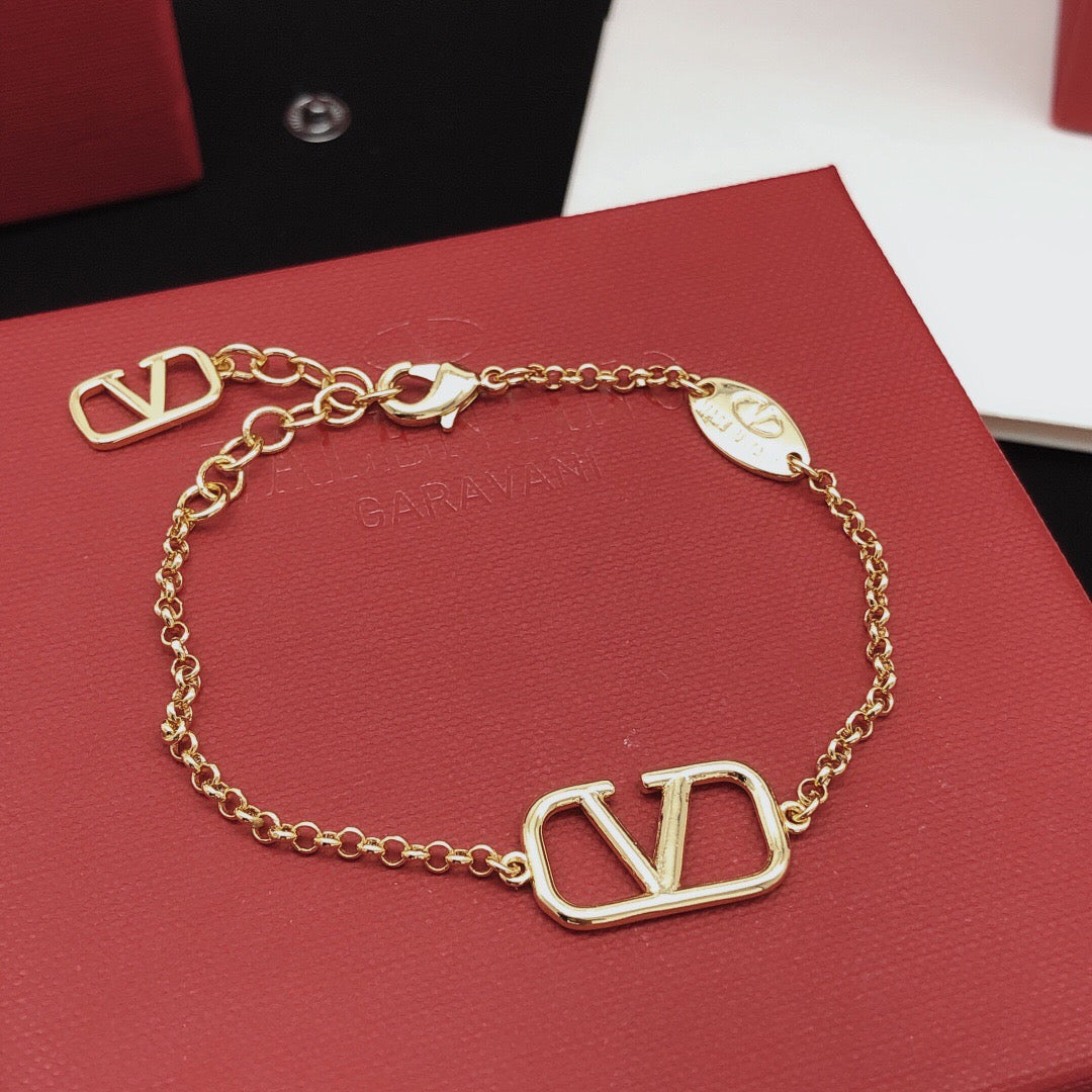 Martin Graham bracelet in polished metal-tone – main product view