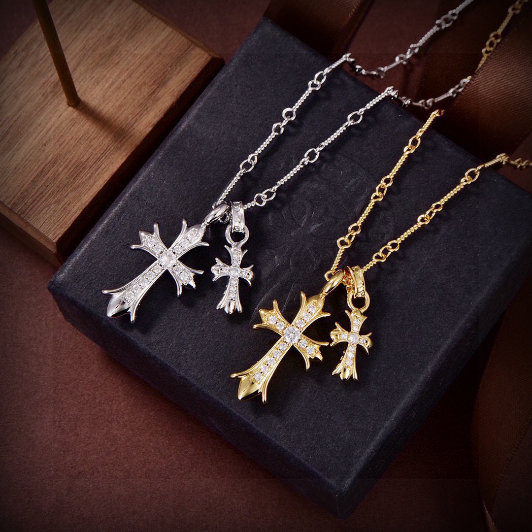 Martin Graham pendant necklace in polished metal-tone – main product view