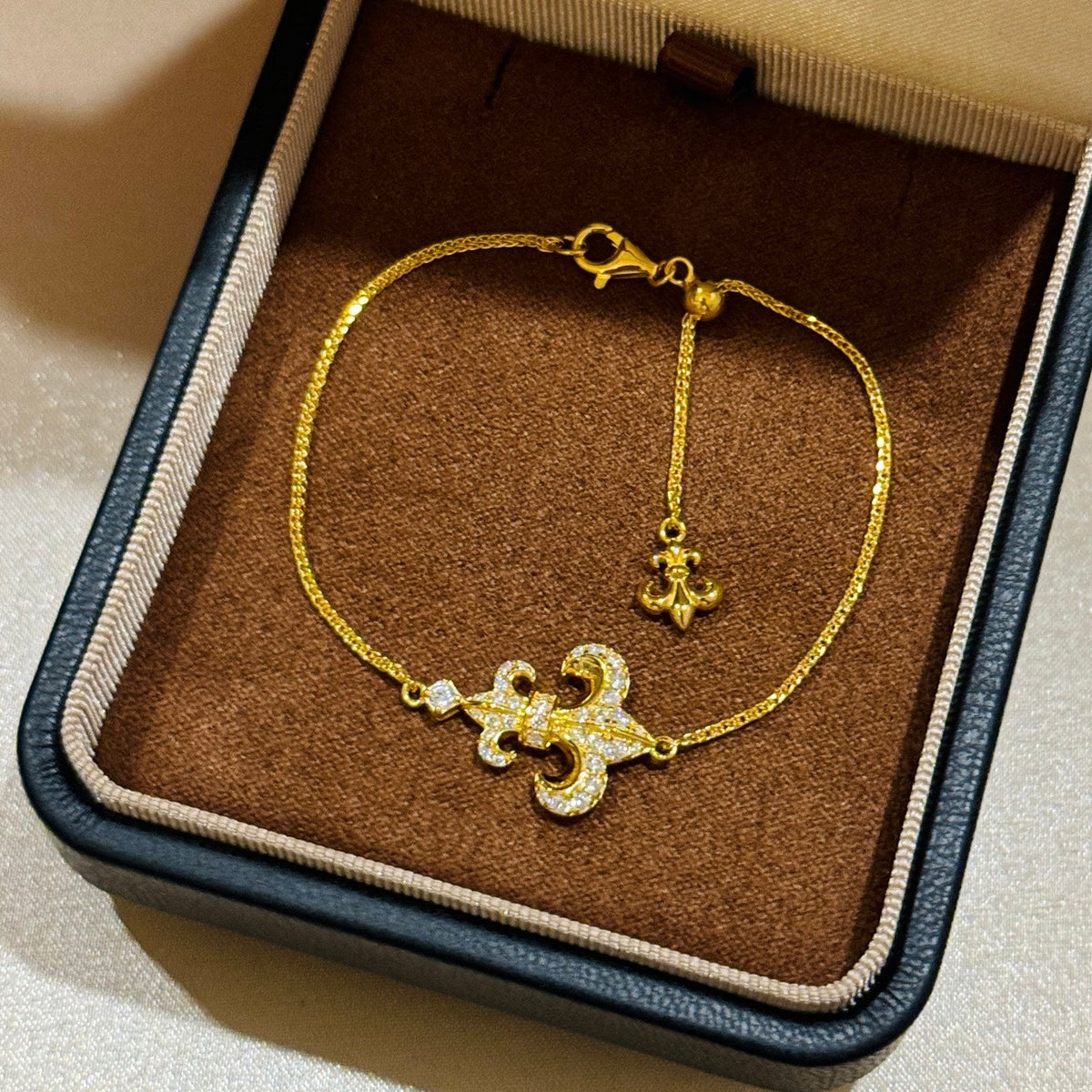 Martin Graham bracelet in polished metal-tone – main product view