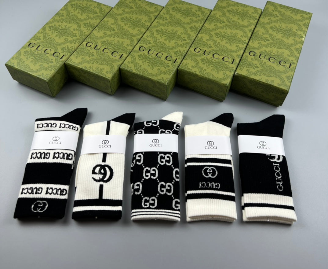 Gucci Cotton Geometric Linked Patterns Crew Socks - 5-Pair Set