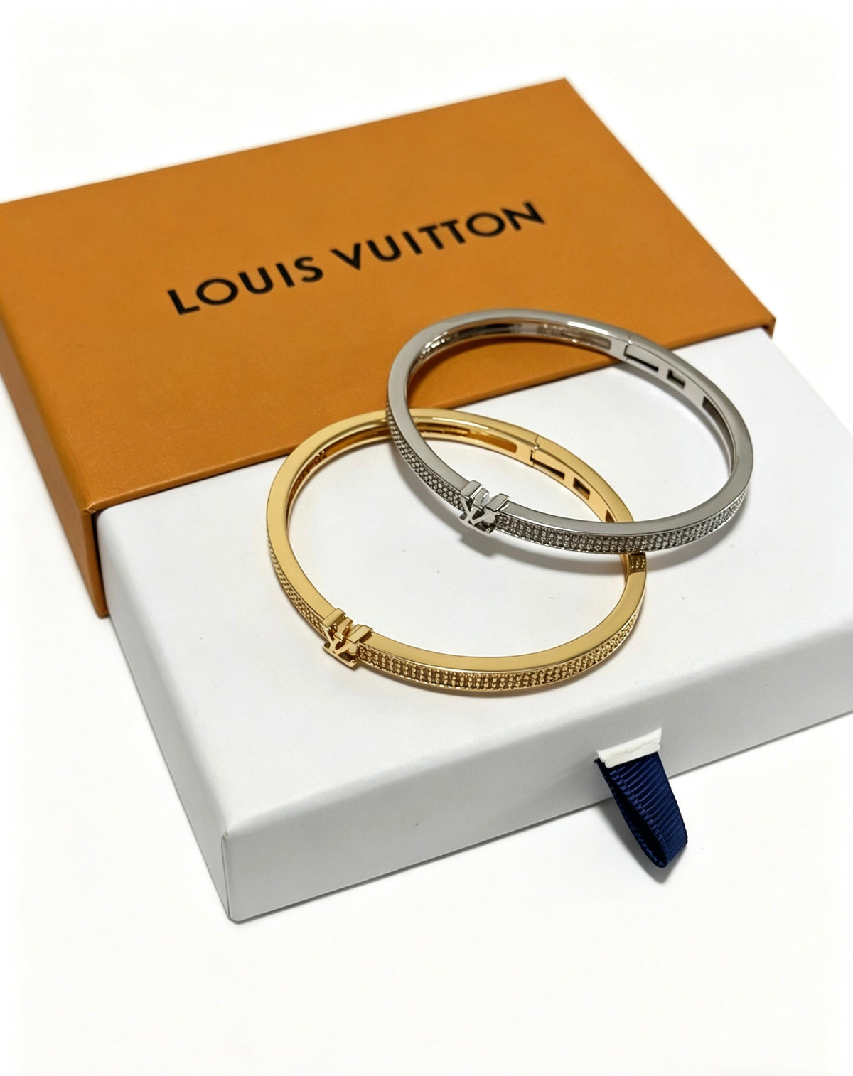 Martin Graham bangle in polished metal-tone – main product view
