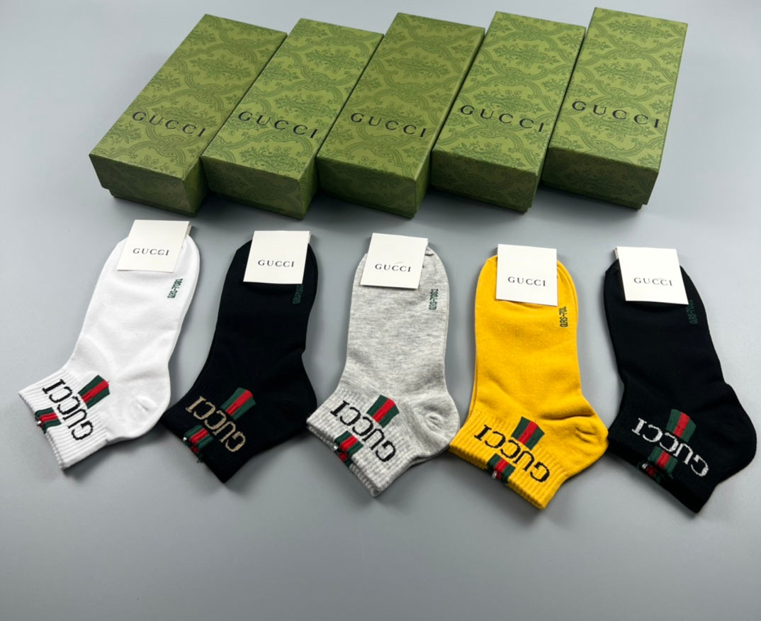 Gucci Color-Pop Logo Crew Socks - Box of 5 Pairs