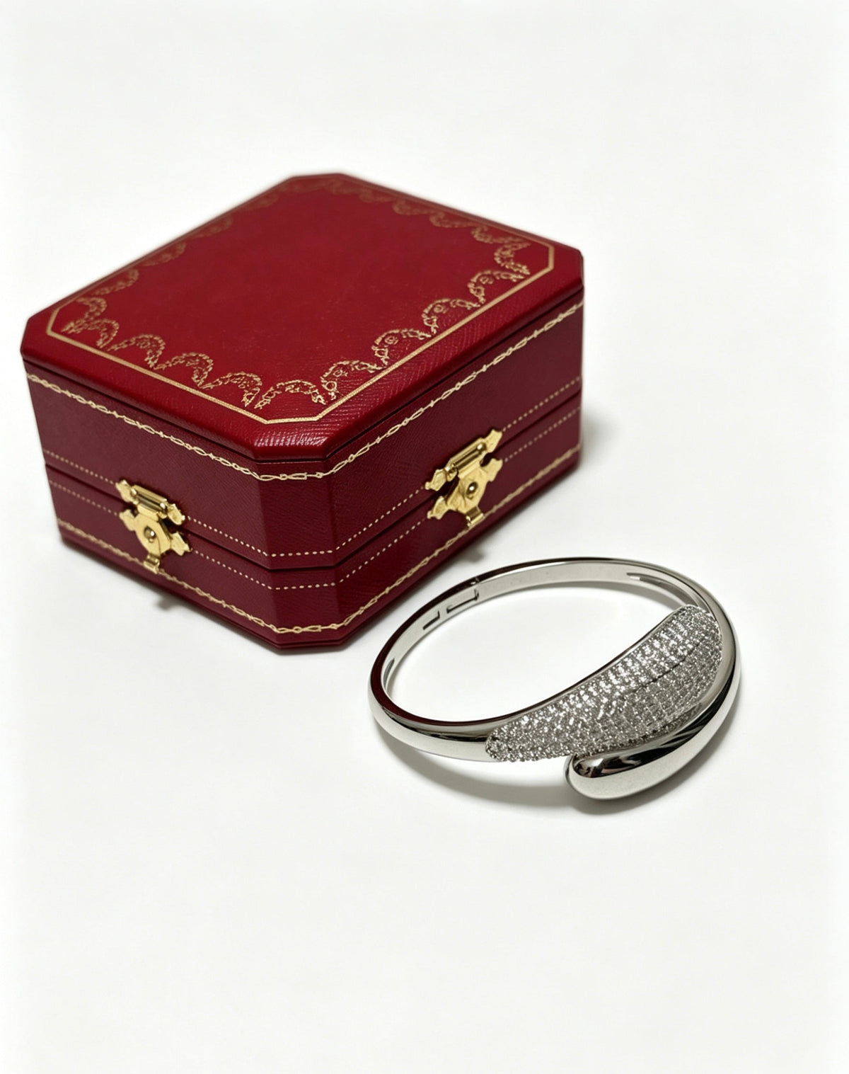 Martin Graham bracelet in polished metal-tone – front view