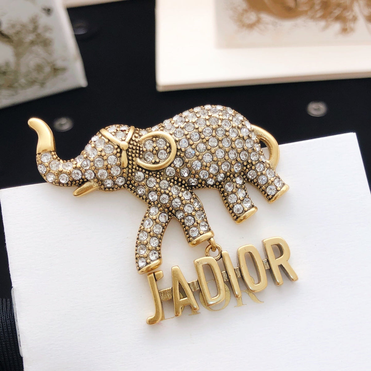 Martin Graham brooch in polished metal-tone – front view