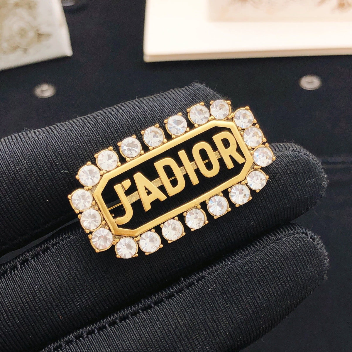 Martin Graham brooch in polished metal-tone – front view