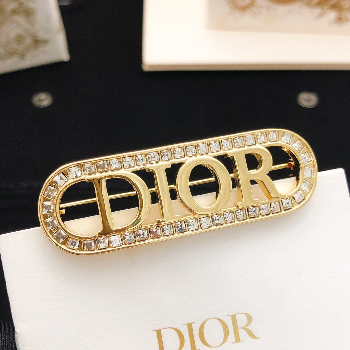 Martin Graham brooch in polished metal-tone – front view