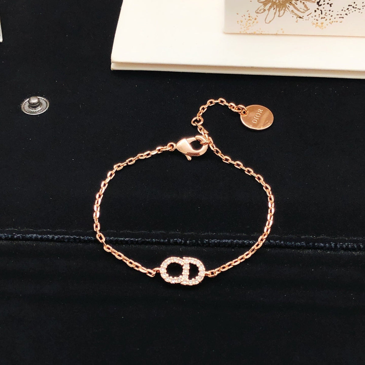 Martin Graham bracelet in polished metal-tone – front view