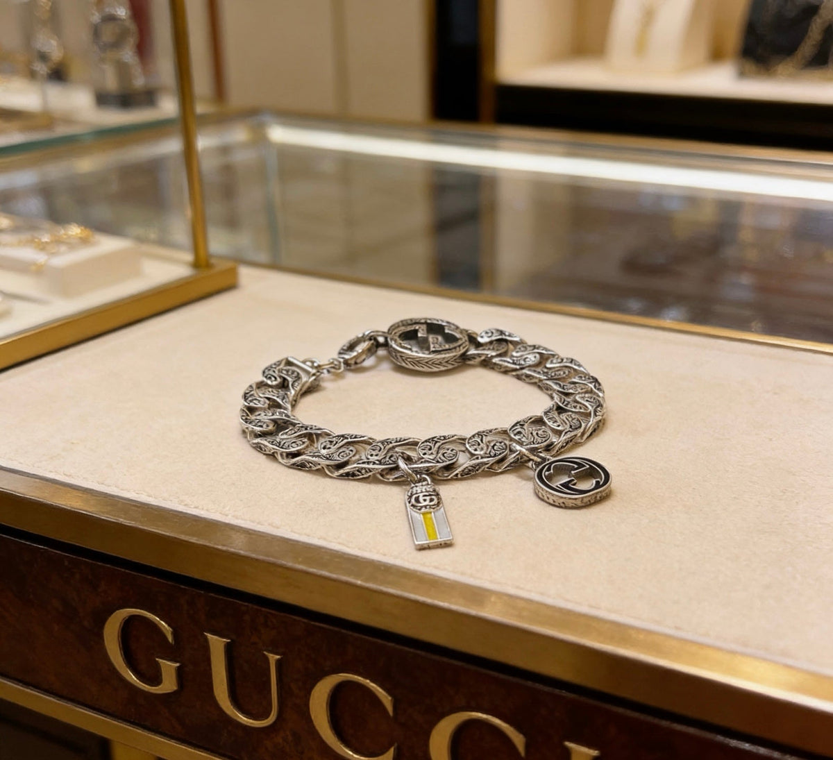 Martin Graham bracelet in polished metal-tone – front product view