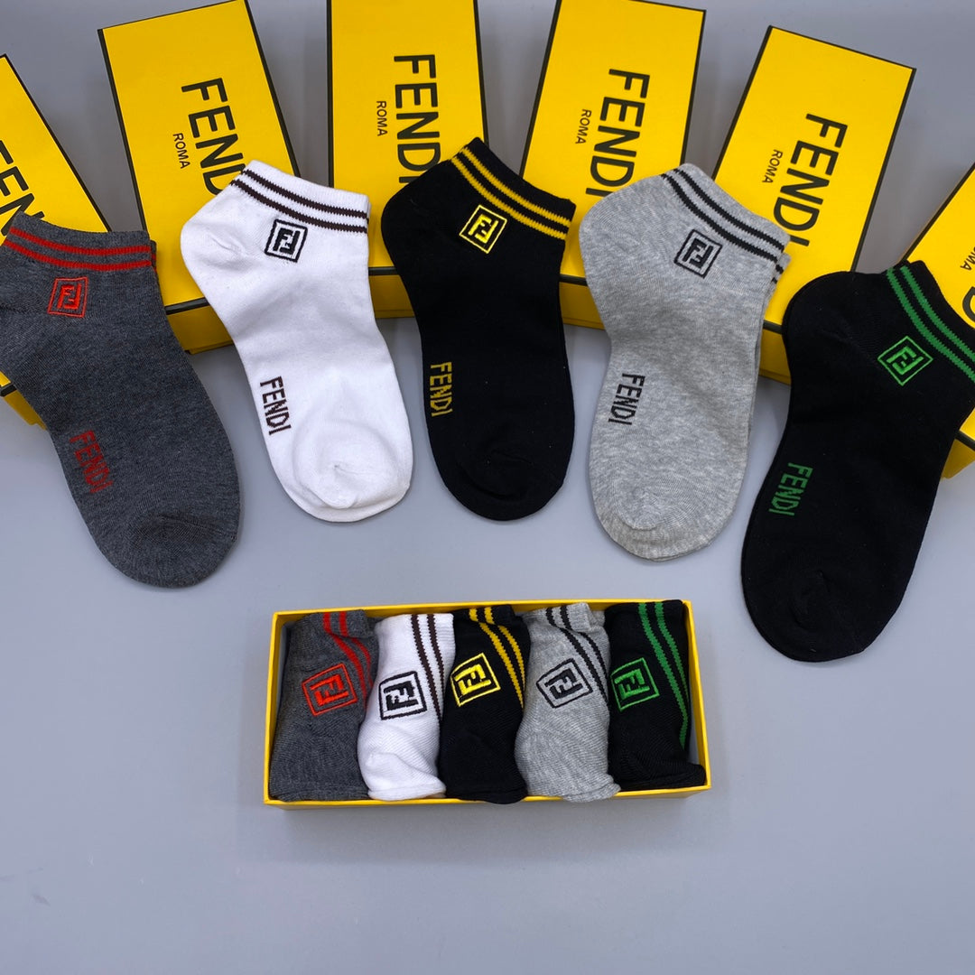 Fendi Contrast Lettering And Striped Cuffs Ankle Socks - 5-Pair Set