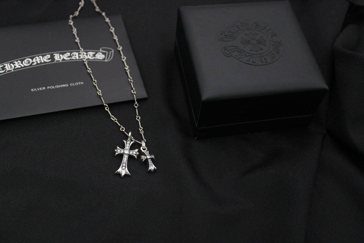 Martin Graham pendant necklace in polished metal-tone – front product view