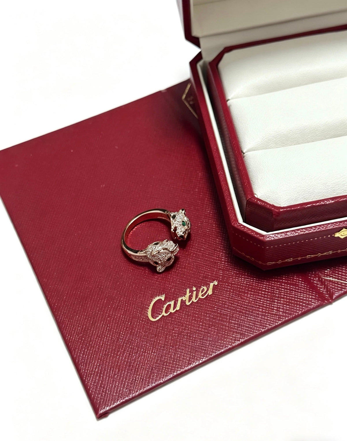 Martin Graham ring in polished metal-tone – front view
