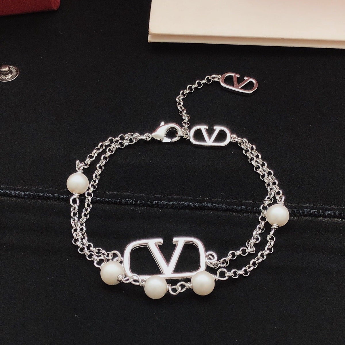 Martin Graham bracelet in polished metal-tone – front view