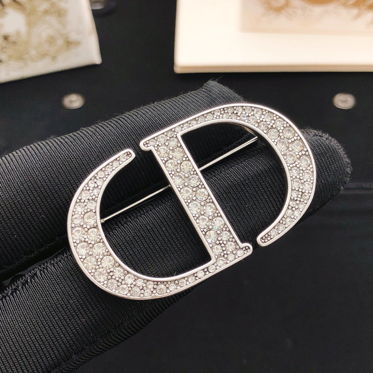 Martin Graham brooch in polished metal-tone – front view