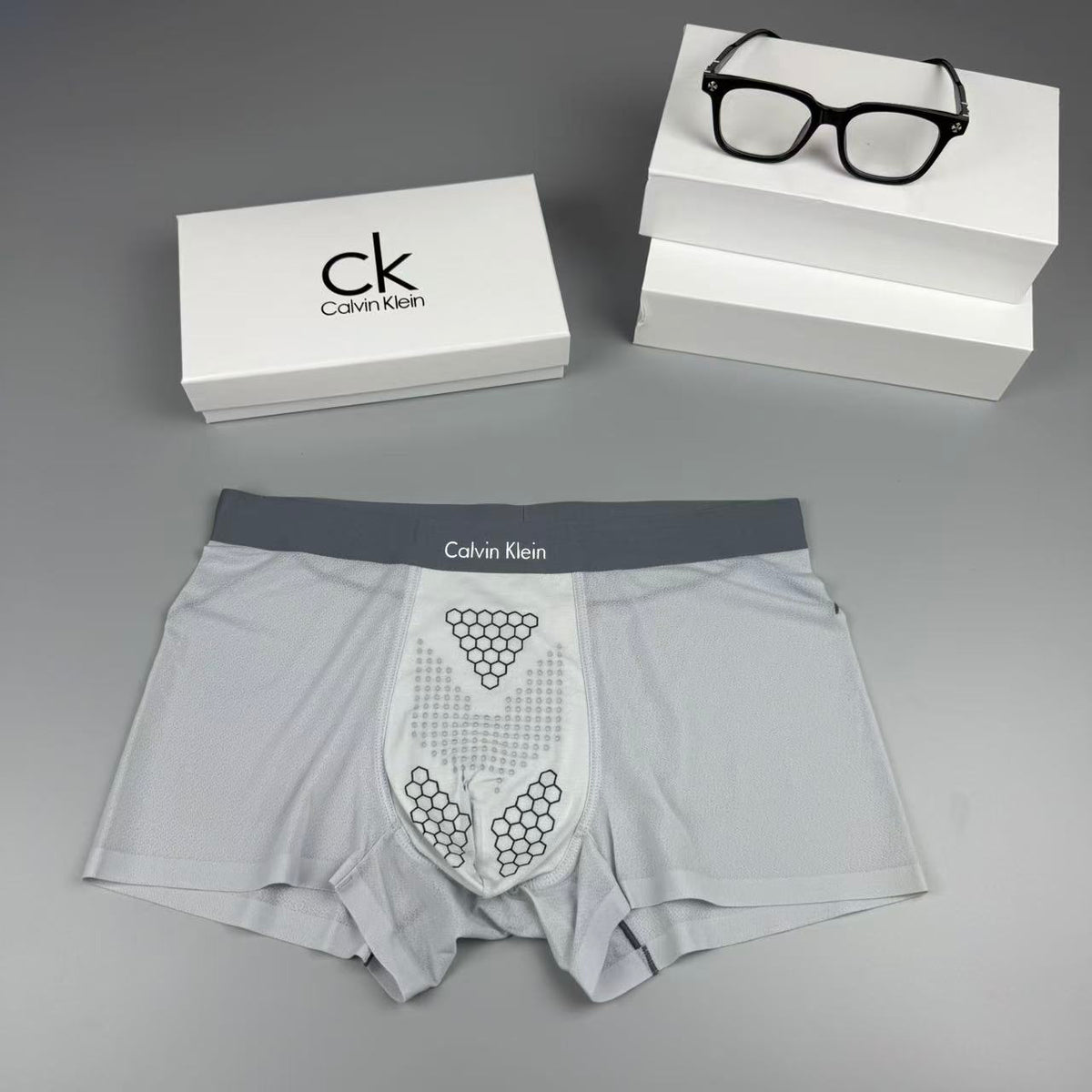 Calvin Klein Mulberry silk Seamless-Cut Men's Boxer Briefs - 3-Piece Box