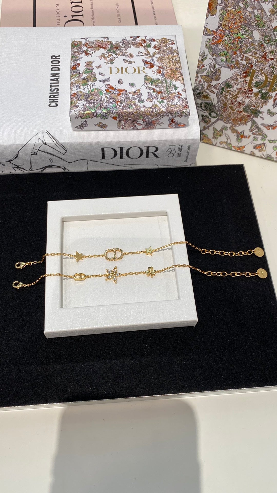 Martin Graham bracelet in polished metal-tone – front view