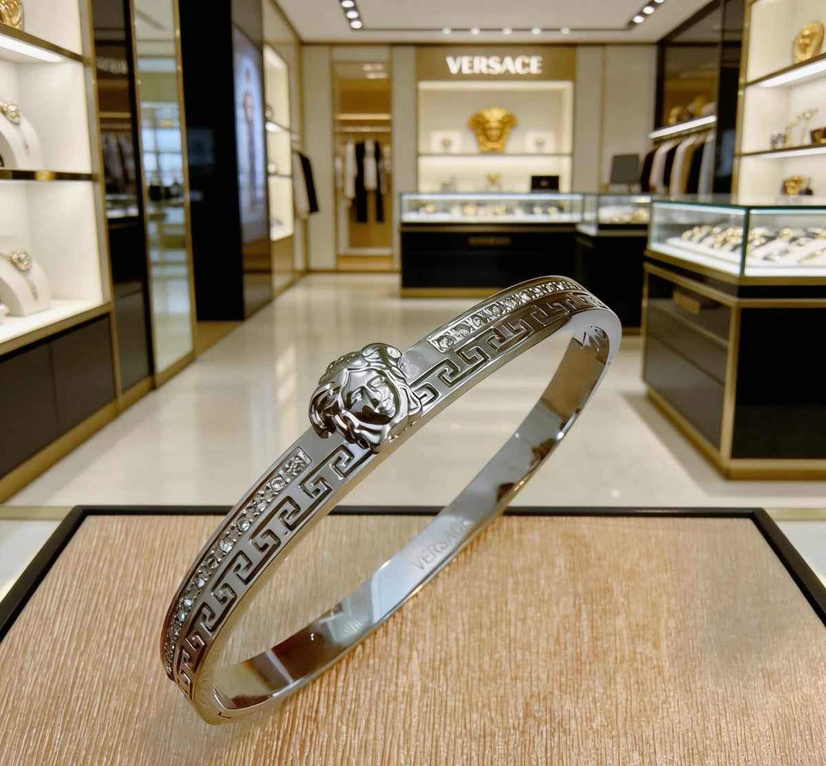 Martin Graham bracelet in polished metal-tone – front product view