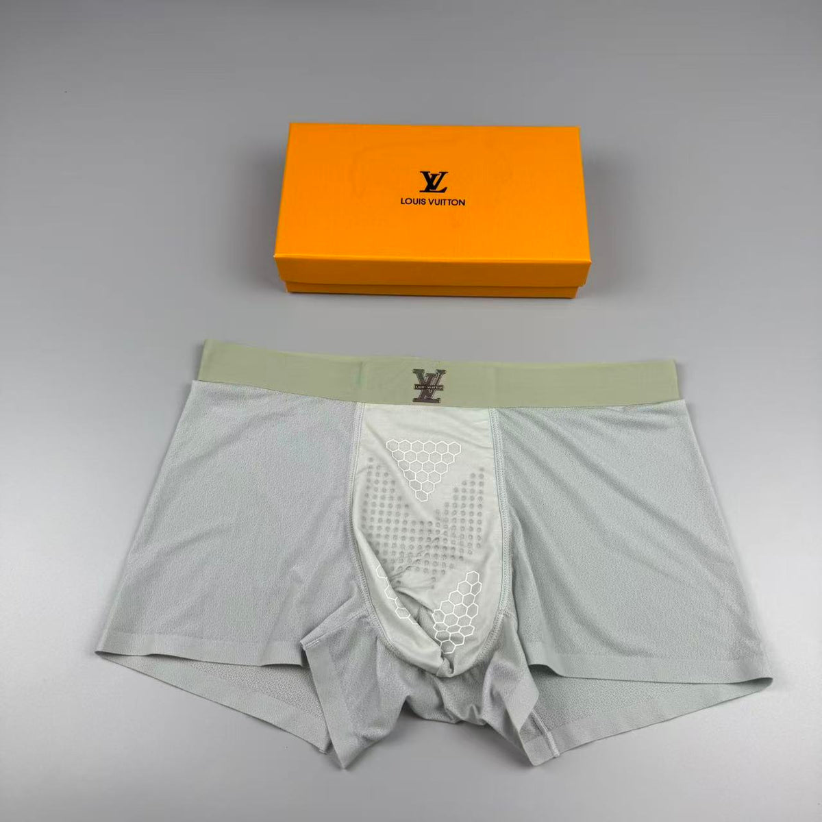 Louis Vuitton Mulberry silk Seamless-Cut Men's Boxer Briefs - 3-Piece Box