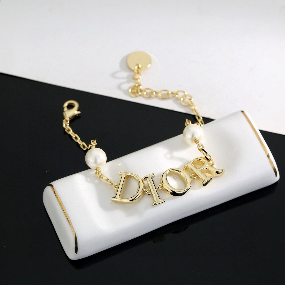 Martin Graham bracelet in polished metal-tone – front view