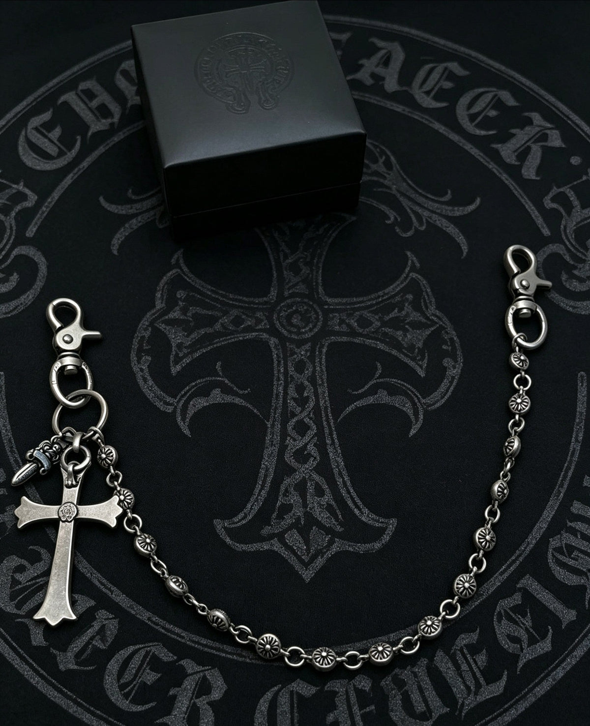 Martin Graham chain accessory in polished metal-tone – front product view