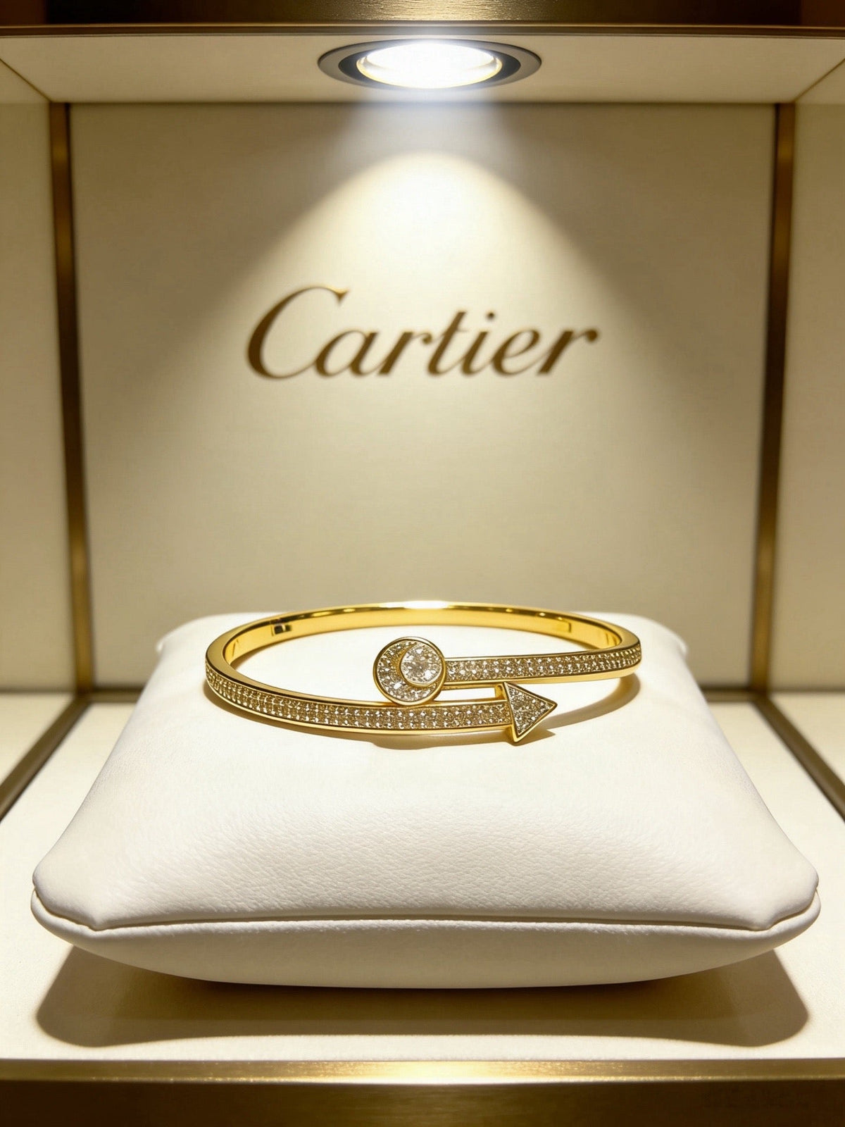 Martin Graham bracelet in polished metal-tone – front view