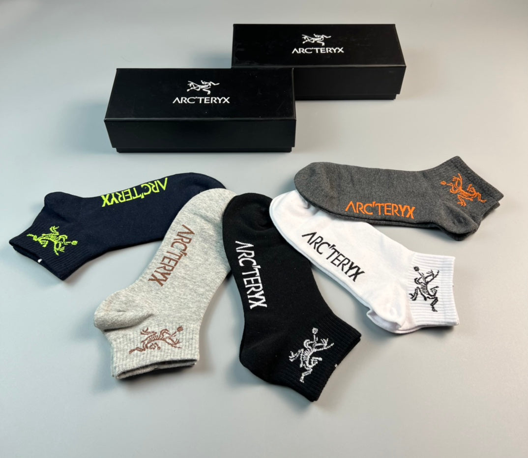 Arc'teryx Cotton Colourful Bird And Wordmark Ankle Socks - 5-Pair Set
