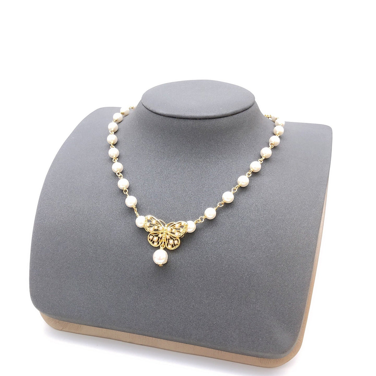 Martin Graham pendant necklace in polished metal-tone – front view