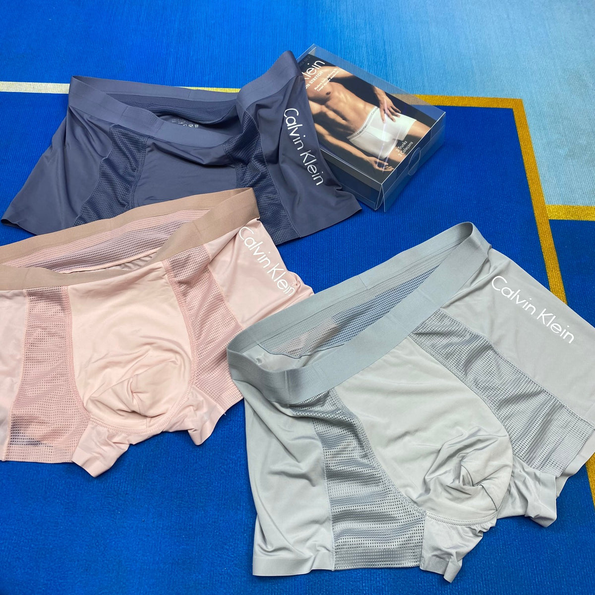 Calvin Klein Streamlined Waistbands Men's Boxer Briefs - 3-Piece Box