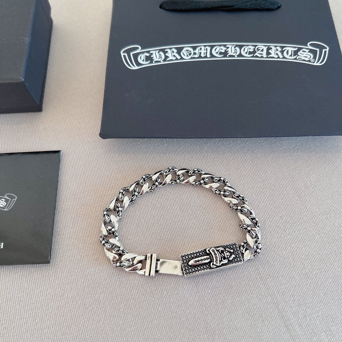 Martin Graham bracelet in polished metal-tone – front product view