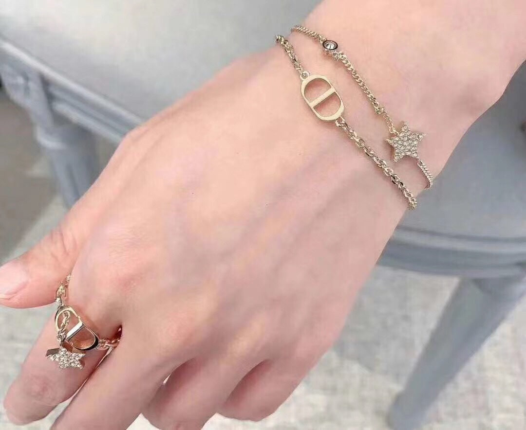 Martin Graham bracelet in polished metal-tone – front view