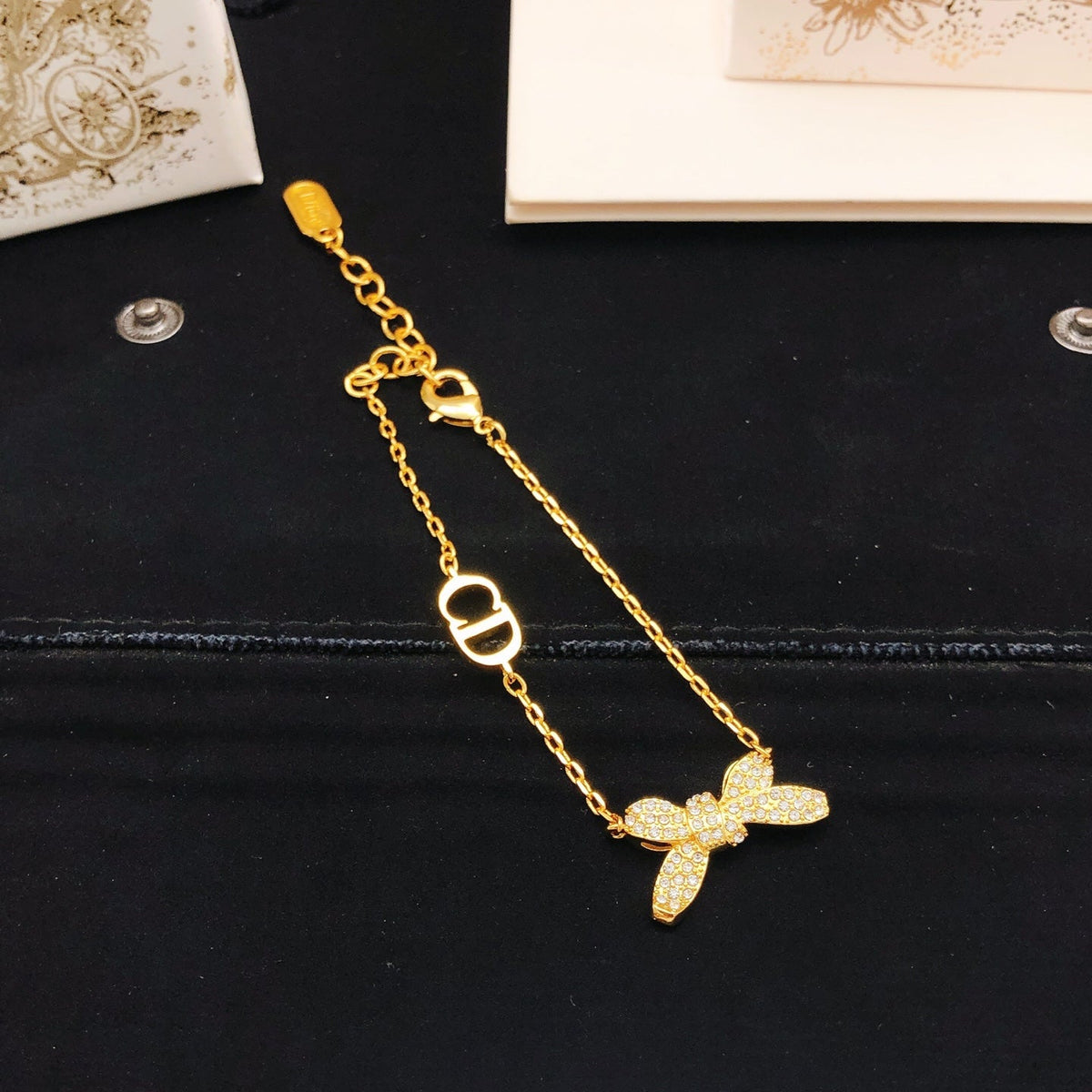 Martin Graham bracelet in polished metal-tone – front view