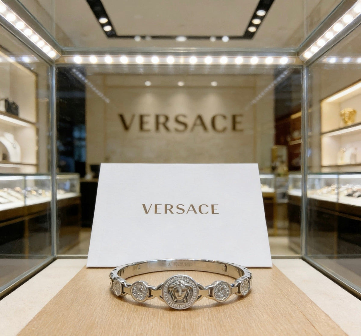 Martin Graham bracelet in polished metal-tone – front product view