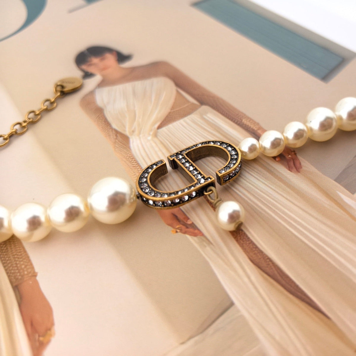 Martin Graham bracelet in polished metal-tone – detail view