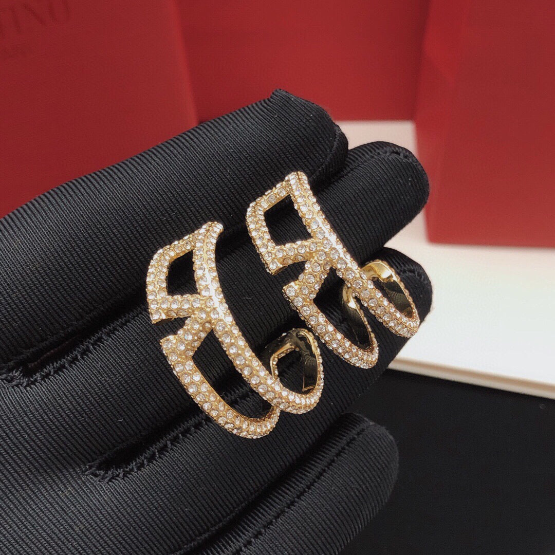 Martin Graham earrings in polished metal-tone – detail view
