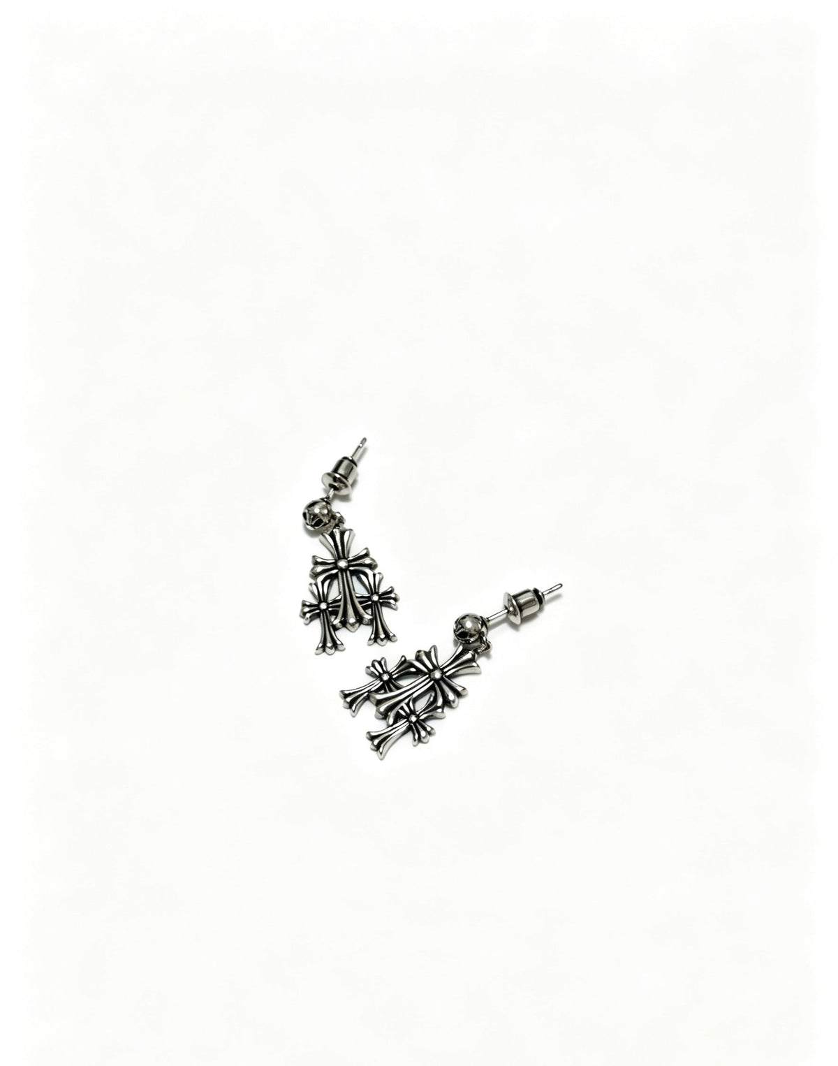 Martin Graham earrings in polished metal-tone – detail view