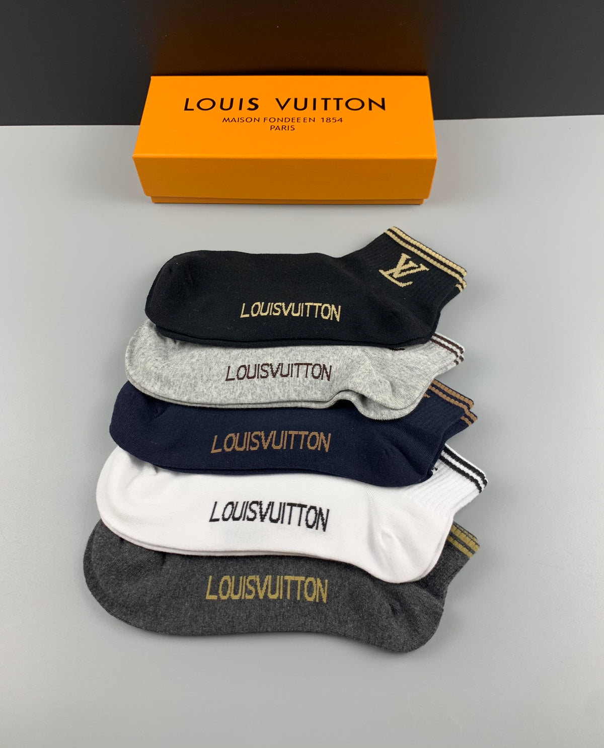 Louis Vuitton Restrained Wordmarks No-Show Socks - 5-Pair Set