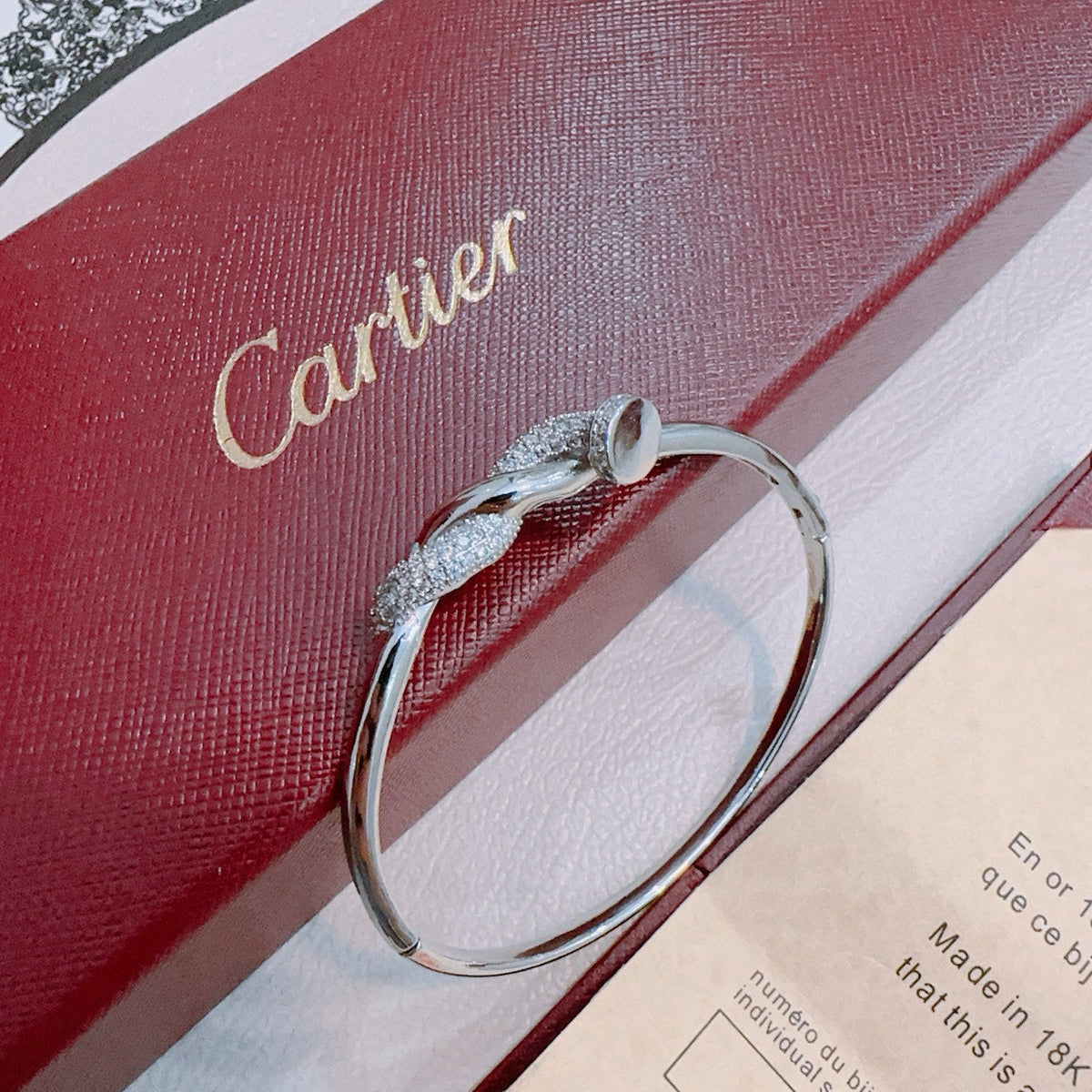 Martin Graham bracelet in polished metal-tone – detail view