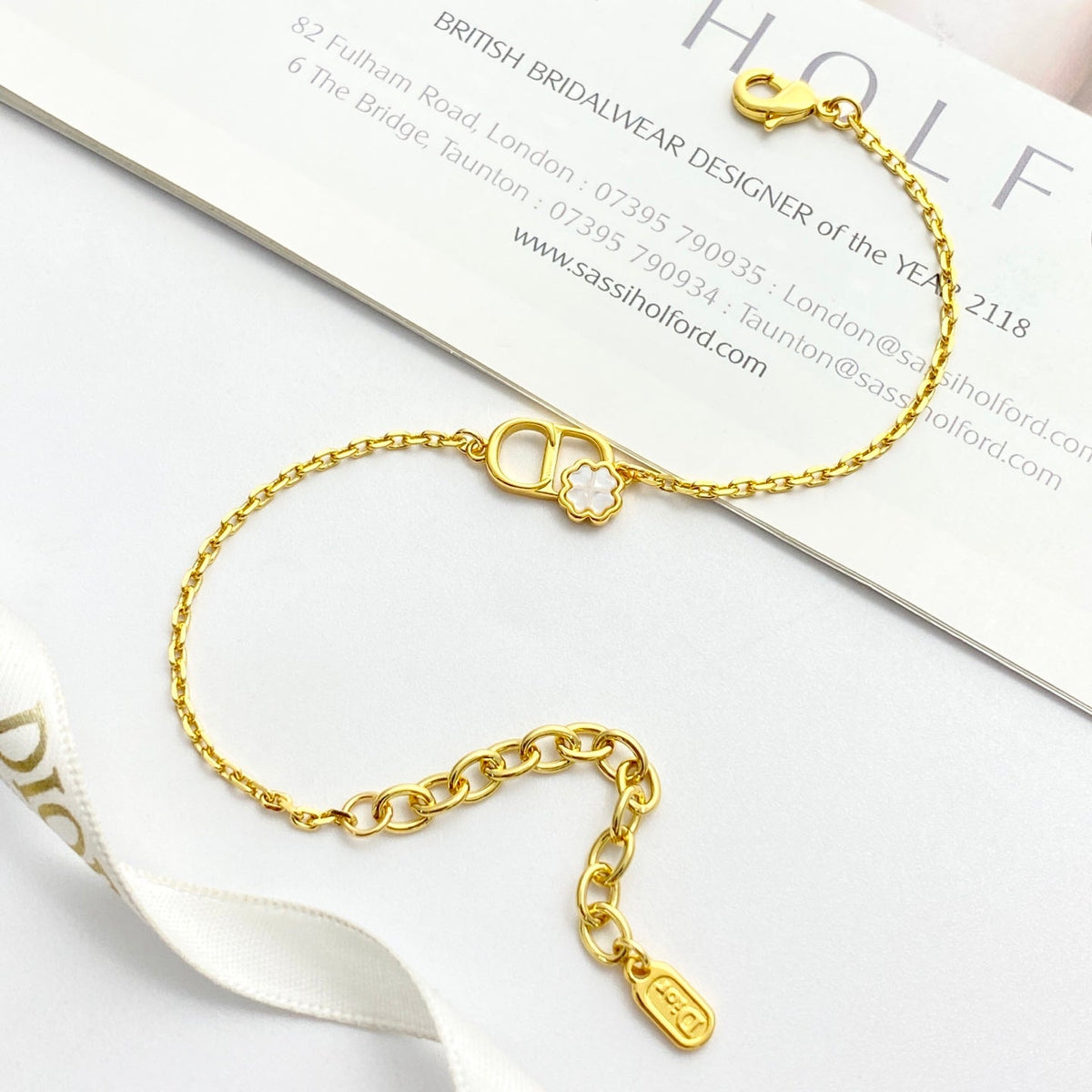 Martin Graham bracelet in polished metal-tone – detail view